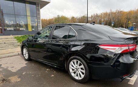 Toyota Camry, 2020 год, 2 900 000 рублей, 8 фотография