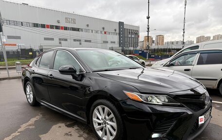 Toyota Camry, 2020 год, 2 900 000 рублей, 5 фотография