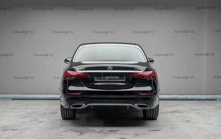 Mercedes-Benz E-Класс, 2021 год, 5 545 000 рублей, 4 фотография