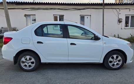 Renault Logan II, 2016 год, 680 000 рублей, 4 фотография