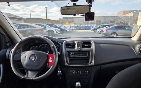 Renault Logan II, 2016 год, 680 000 рублей, 13 фотография