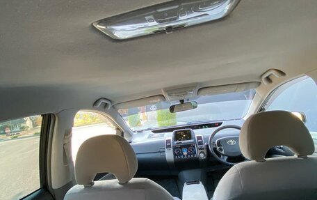 Toyota Prius, 2008 год, 800 000 рублей, 17 фотография