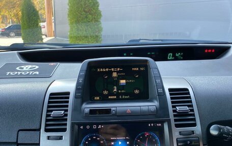 Toyota Prius, 2008 год, 800 000 рублей, 18 фотография