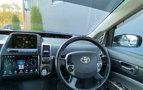 Toyota Prius, 2008 год, 800 000 рублей, 20 фотография