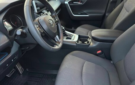 Toyota RAV4, 2019 год, 2 900 000 рублей, 16 фотография