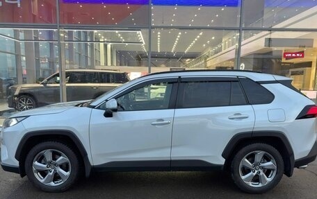 Toyota RAV4, 2019 год, 2 900 000 рублей, 7 фотография
