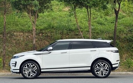 Land Rover Range Rover Evoque II, 2022 год, 2 700 000 рублей, 15 фотография