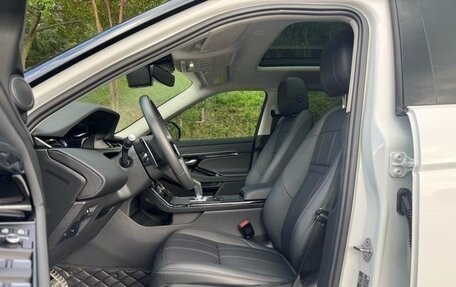 Land Rover Range Rover Evoque II, 2022 год, 2 700 000 рублей, 12 фотография