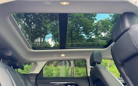 Land Rover Range Rover Evoque II, 2022 год, 2 700 000 рублей, 25 фотография