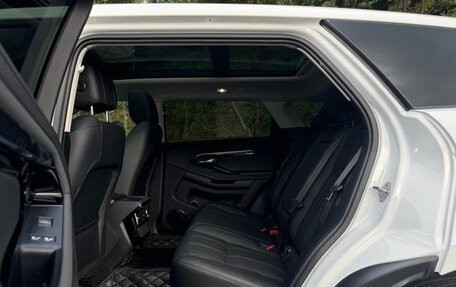 Land Rover Range Rover Evoque II, 2022 год, 2 700 000 рублей, 26 фотография