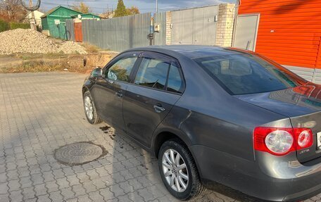 Volkswagen Jetta VI, 2010 год, 630 000 рублей, 6 фотография