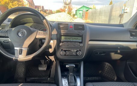 Volkswagen Jetta VI, 2010 год, 630 000 рублей, 10 фотография