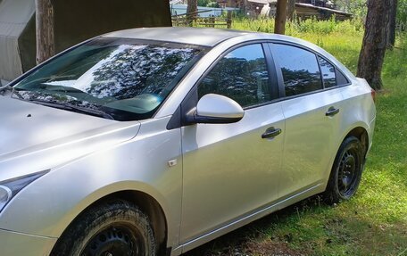 Chevrolet Cruze II, 2012 год, 700 000 рублей, 2 фотография