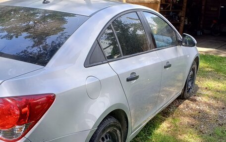 Chevrolet Cruze II, 2012 год, 700 000 рублей, 4 фотография