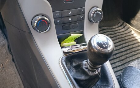 Chevrolet Cruze II, 2012 год, 700 000 рублей, 9 фотография