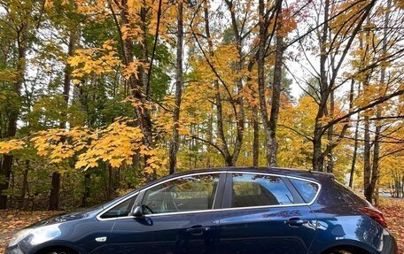 Opel Astra J, 2011 год, 625 000 рублей, 14 фотография