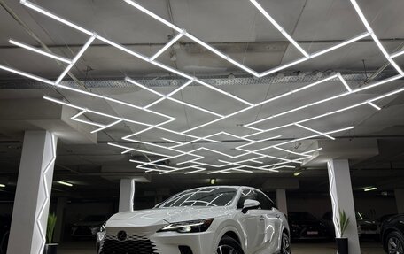 Lexus RX IV рестайлинг, 2025 год, 7 600 000 рублей, 3 фотография