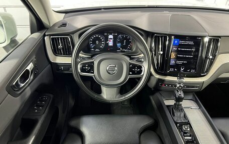 Volvo XC60 II, 2020 год, 4 100 000 рублей, 15 фотография