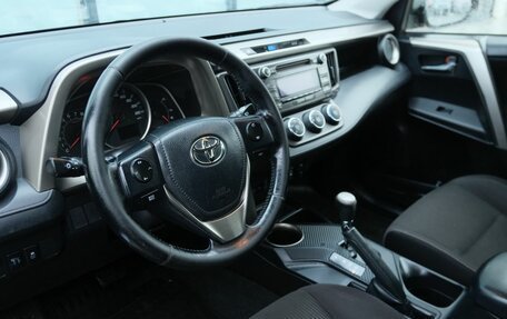 Toyota RAV4, 2013 год, 1 799 000 рублей, 9 фотография