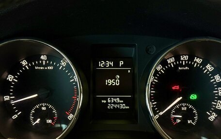 Skoda Yeti I рестайлинг, 2014 год, 999 000 рублей, 15 фотография