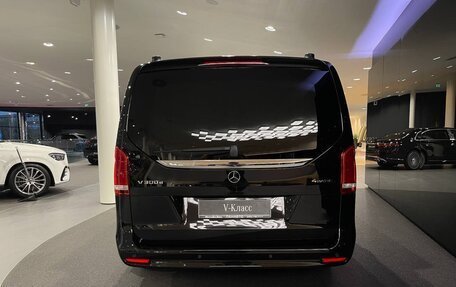 Mercedes-Benz V-Класс, 2023 год, 35 640 000 рублей, 13 фотография