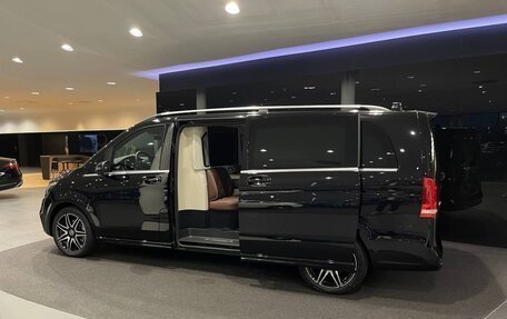 Mercedes-Benz V-Класс, 2023 год, 35 640 000 рублей, 11 фотография