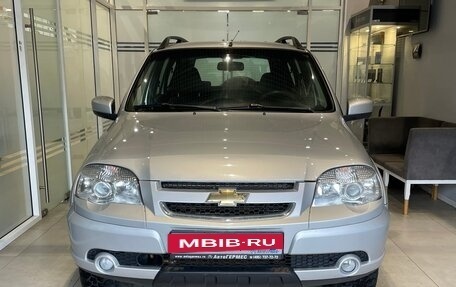 Chevrolet Niva I рестайлинг, 2013 год, 555 000 рублей, 2 фотография