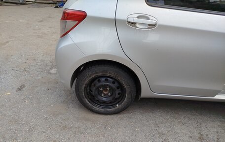 Toyota Vitz, 2012 год, 910 000 рублей, 6 фотография