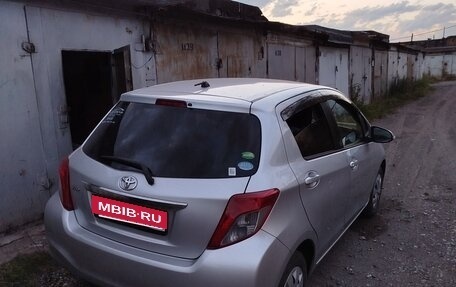 Toyota Vitz, 2012 год, 910 000 рублей, 11 фотография