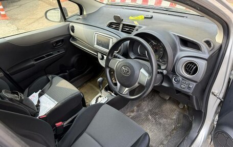 Toyota Vitz, 2012 год, 910 000 рублей, 14 фотография