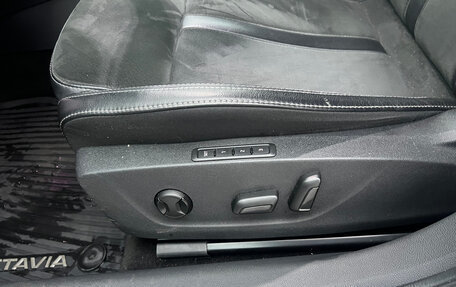 Skoda Octavia IV, 2022 год, 3 500 000 рублей, 13 фотография