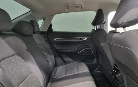 Geely Emgrand, 2023 год, 1 620 000 рублей, 15 фотография