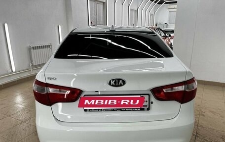 KIA Rio III рестайлинг, 2013 год, 848 000 рублей, 6 фотография