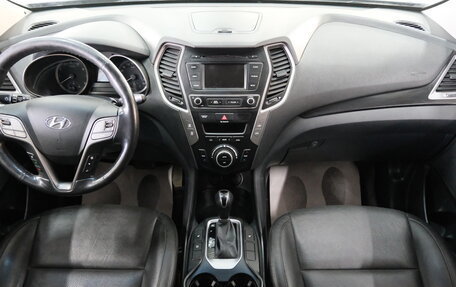 Hyundai Santa Fe III рестайлинг, 2016 год, 2 399 000 рублей, 15 фотография