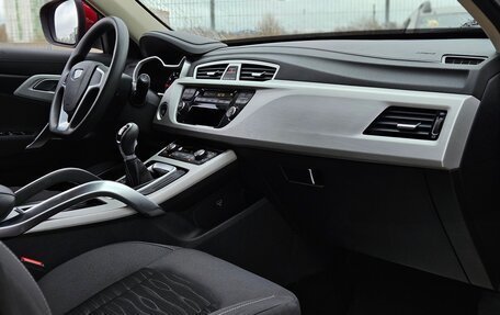 Geely Atlas I, 2020 год, 1 350 000 рублей, 10 фотография