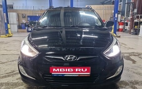Hyundai Solaris II рестайлинг, 2013 год, 745 000 рублей, 3 фотография