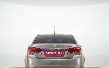Chevrolet Cruze II, 2010 год, 519 000 рублей, 6 фотография
