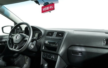 Volkswagen Polo VI (EU Market), 2017 год, 1 199 700 рублей, 9 фотография