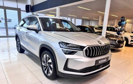 Skoda Kodiaq, 2025 год, 5 800 000 рублей, 8 фотография