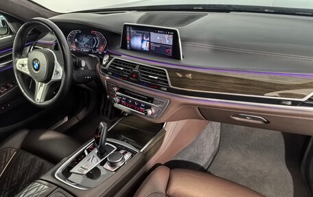 BMW 7 серия, 2021 год, 7 450 000 рублей, 20 фотография