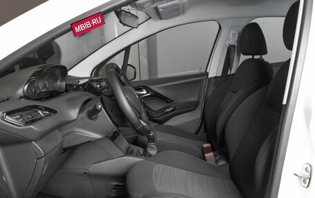 Peugeot 208 II, 2013 год, 579 000 рублей, 13 фотография