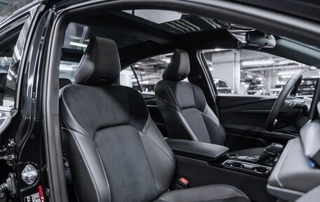 Toyota Camry, 2025 год, 4 600 000 рублей, 19 фотография