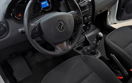 Renault Duster I рестайлинг, 2015 год, 1 050 000 рублей, 3 фотография