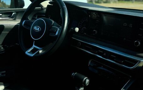 KIA K5, 2021 год, 2 550 000 рублей, 4 фотография