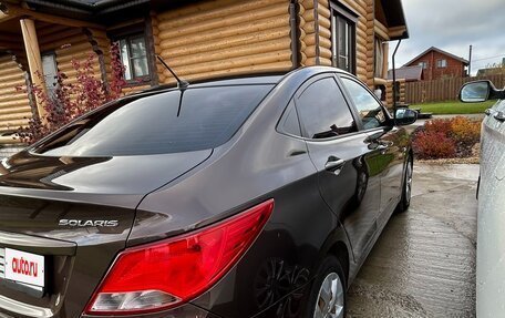 Hyundai Solaris II рестайлинг, 2015 год, 890 000 рублей, 3 фотография