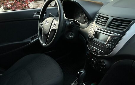 Hyundai Solaris II рестайлинг, 2015 год, 890 000 рублей, 8 фотография