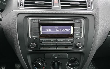 Volkswagen Jetta VI, 2014 год, 979 000 рублей, 10 фотография