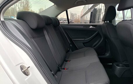 Volkswagen Jetta VI, 2014 год, 979 000 рублей, 15 фотография