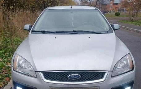 Ford Focus II рестайлинг, 2005 год, 300 000 рублей, 1 фотография