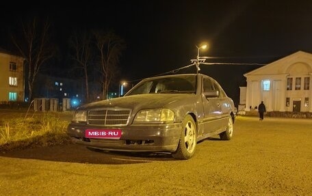 Mercedes-Benz C-Класс, 1993 год, 70 000 рублей, 1 фотография